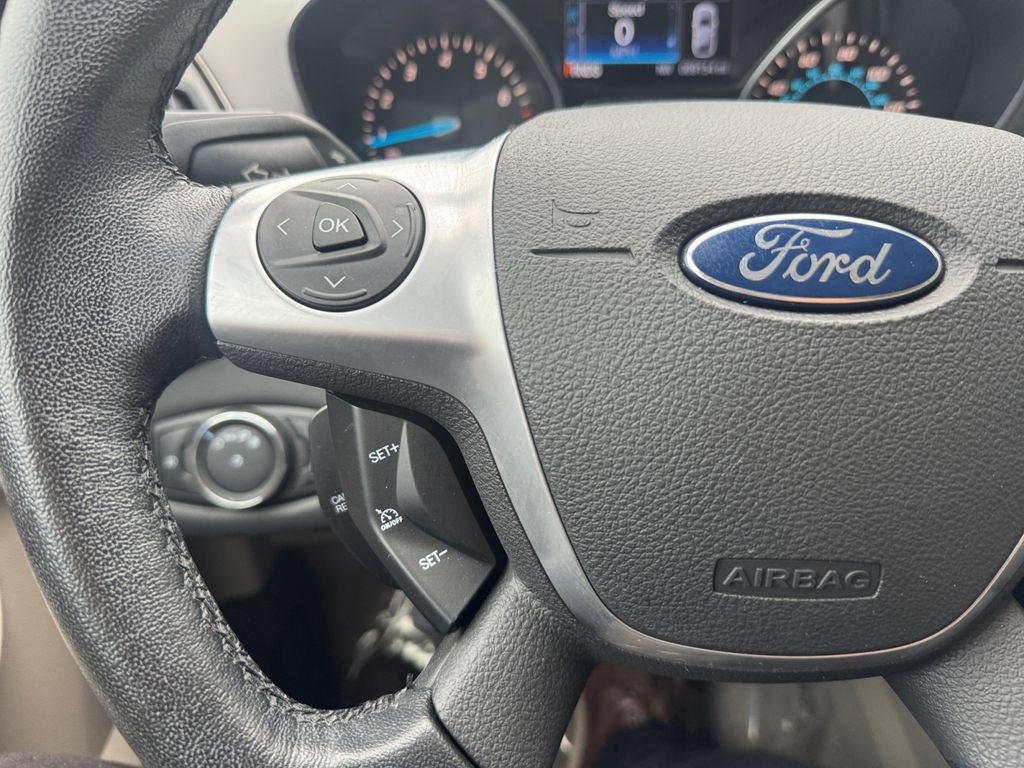 Used 2014 Ford Escape Titanium FWD image 29
