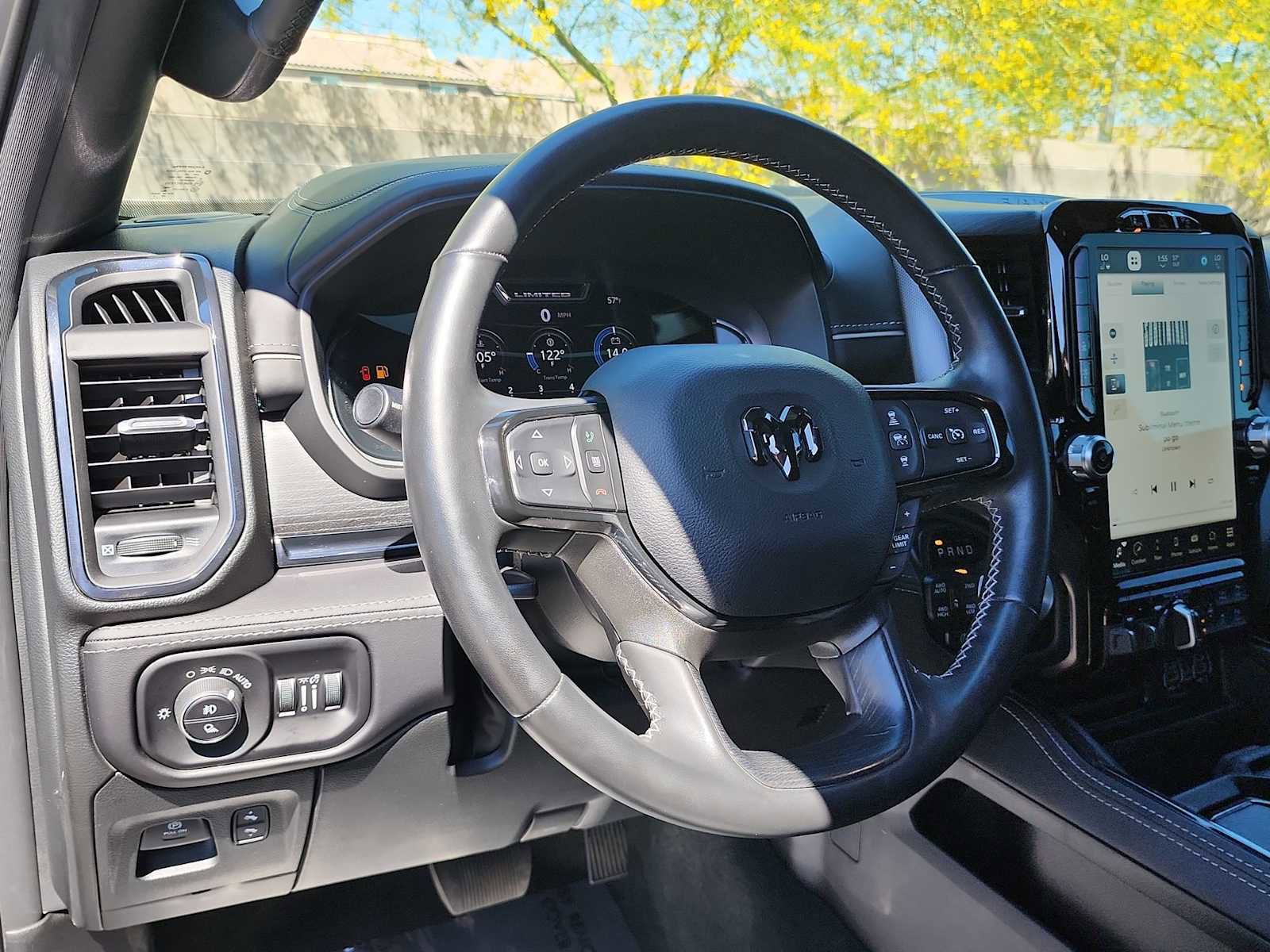 Used 2023 RAM 1500 Limited AWD/4WD image 10