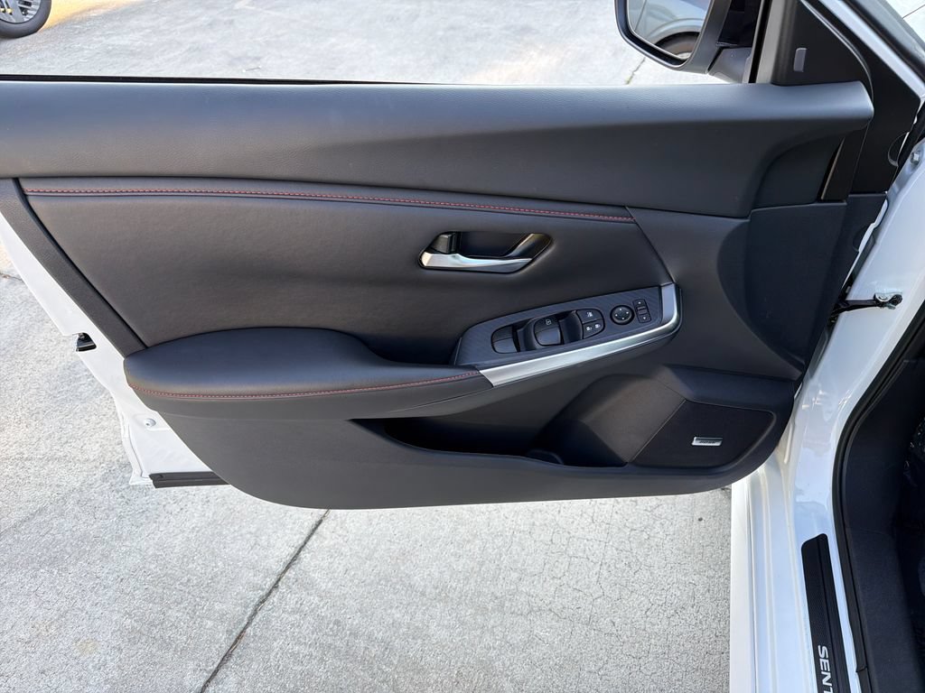 Certified 2024 Nissan Sentra SR w/ SR Premium Package FWD image 18