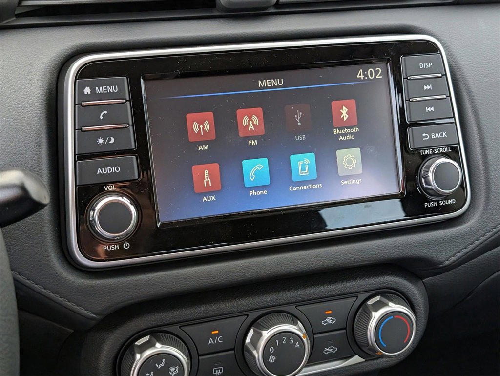 New 2025 Nissan Versa S image 24