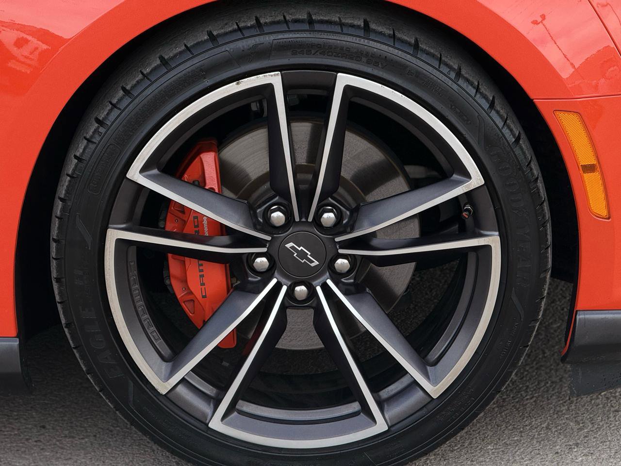 Used 2018 Chevrolet Camaro SS w/ Hot Wheels Edition image 10