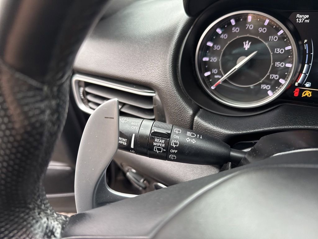 Used 2023 Maserati Levante Modena image 21