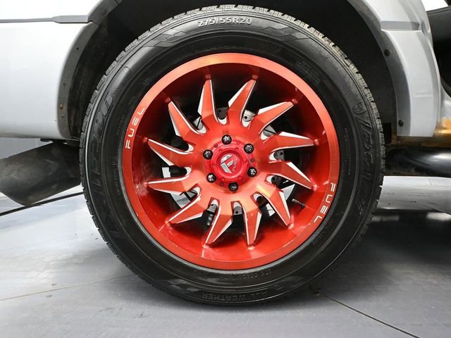 Used 2017 Ford Expedition XLT image 14