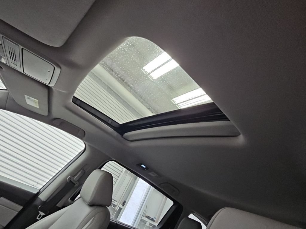 Used 2018 Honda Odyssey EX-L image 28