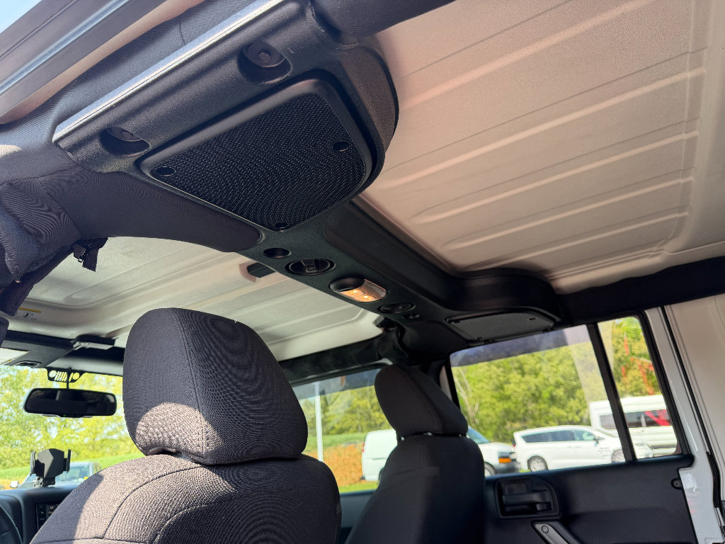 Used 2016 Jeep Wrangler Unlimited Sport image 23