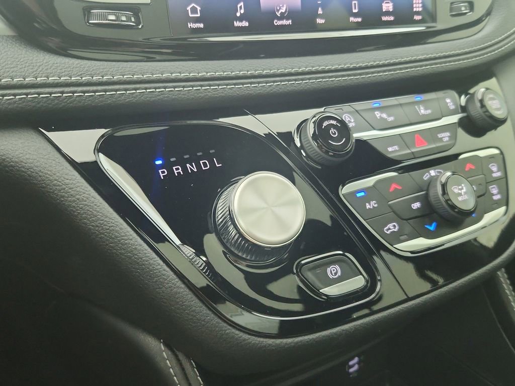 New 2026 Chrysler Pacifica Limited AWD/4WD image 29