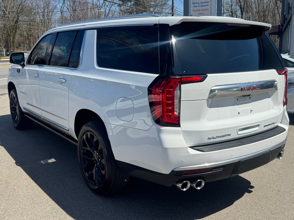 Used 2021 GMC Yukon XL Denali w/ Denali Ultimate Package RWD image 7