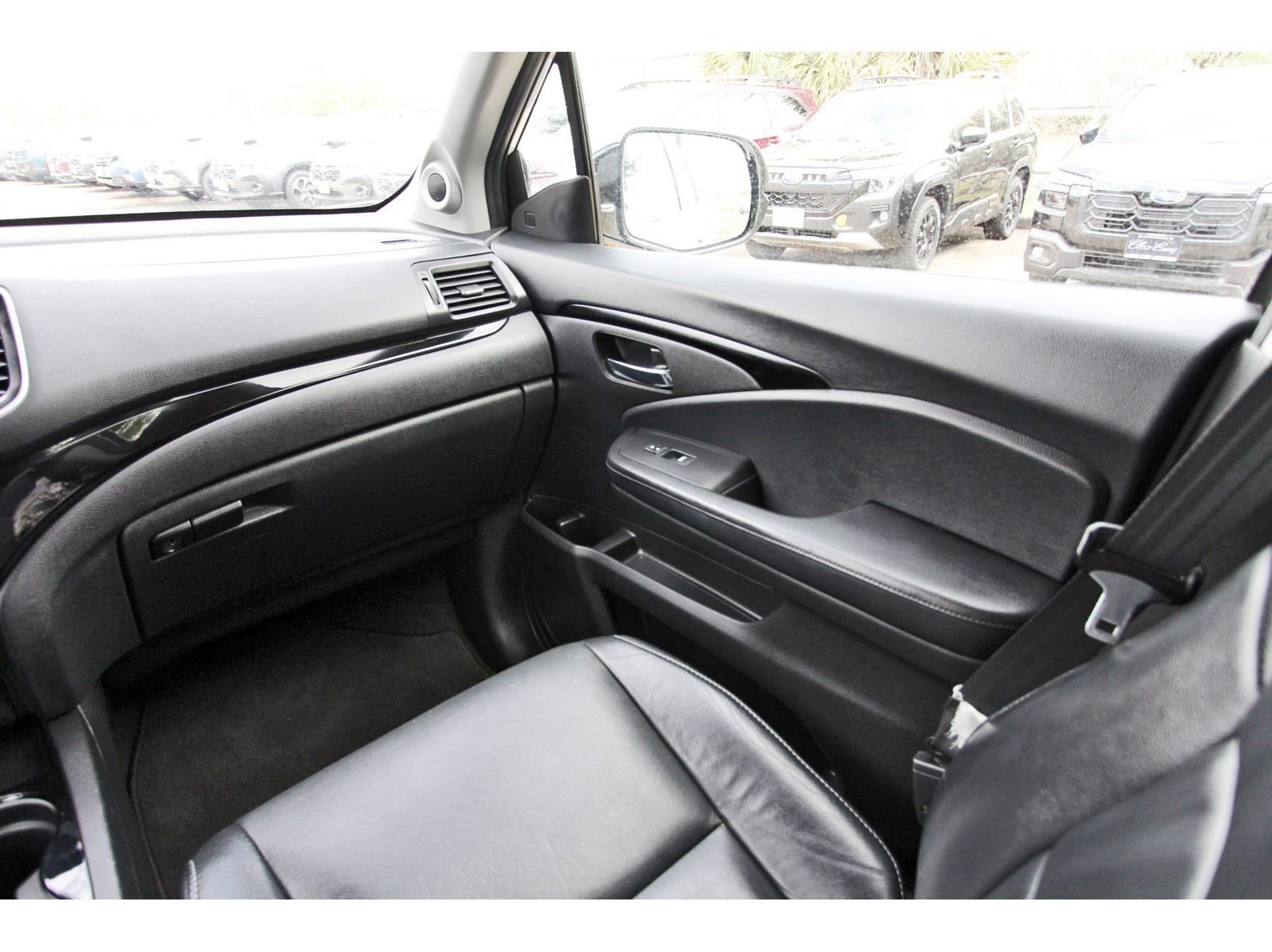 Used 2019 Honda Pilot Touring image 10