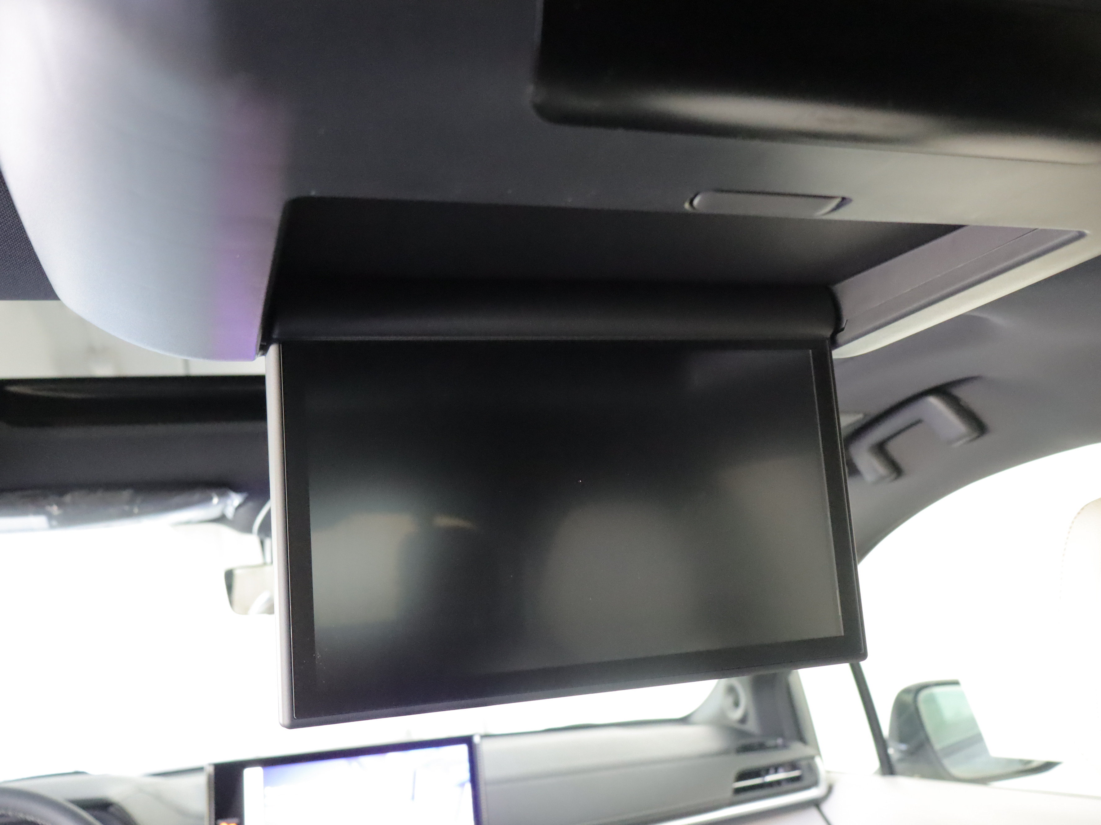 New 2026 Toyota Sienna Platinum AWD/4WD image 4
