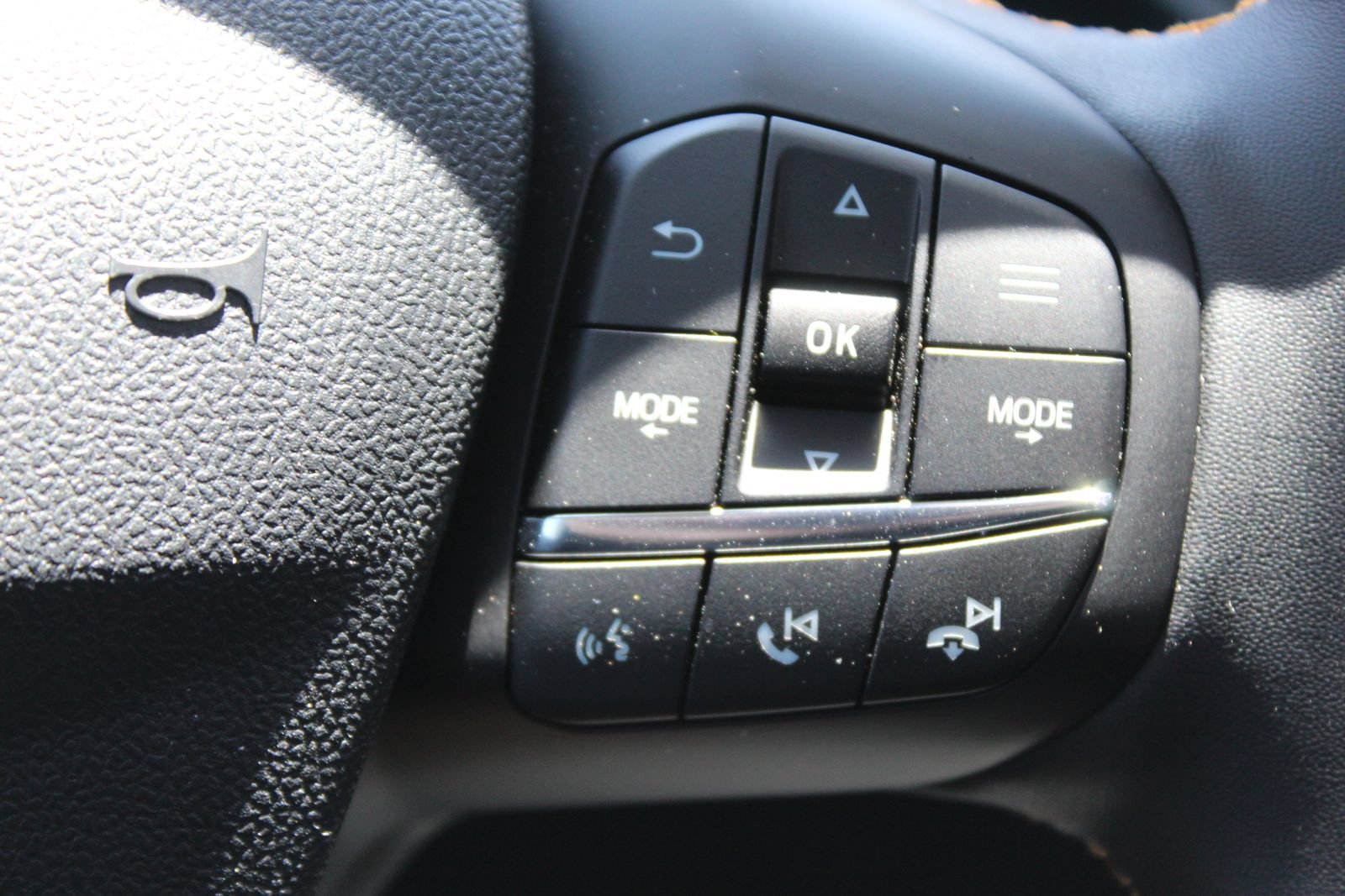 Used 2025 Ford Maverick Tremor AWD/4WD image 33