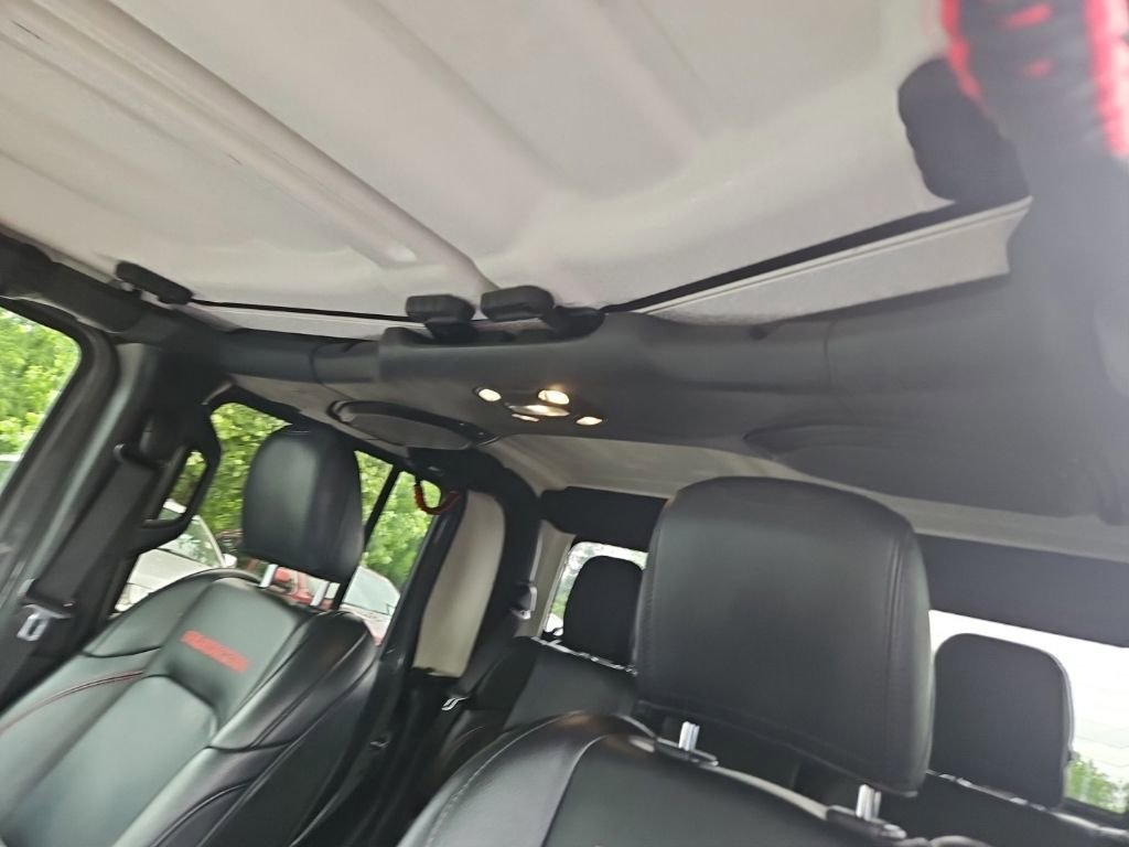 Used 2020 Jeep Gladiator Rubicon AWD/4WD image 17