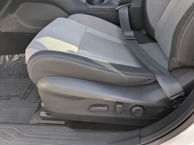 Used 2023 Subaru Outback Premium AWD/4WD image 18