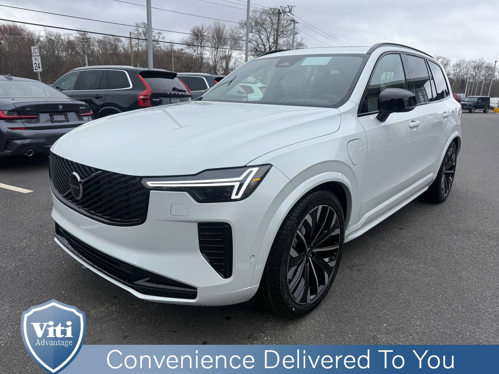 New 2026 Volvo XC90 T8 Ultra w/ Lounge Package image 4