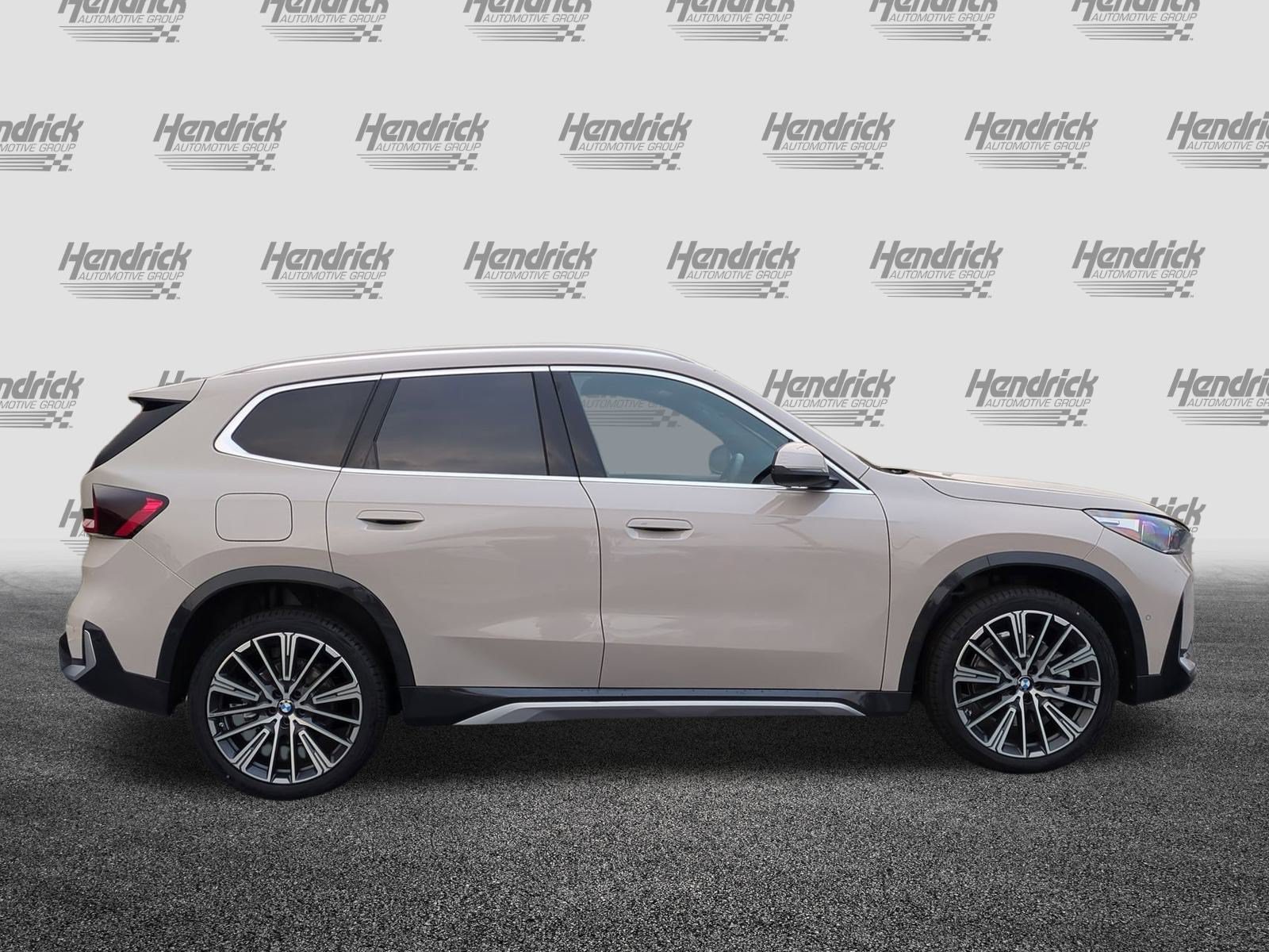 Used 2026 BMW X1 xDrive28i w/ Convenience Package AWD/4WD image 11