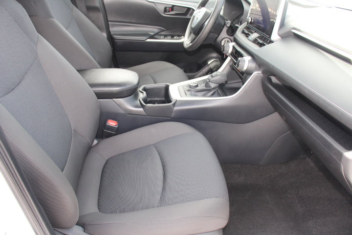 Certified 2025 Toyota RAV4 LE AWD/4WD image 19