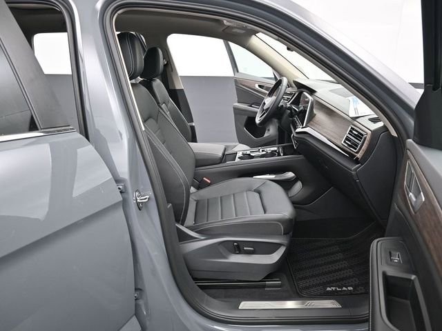 New 2026 Volkswagen Atlas SEL image 8