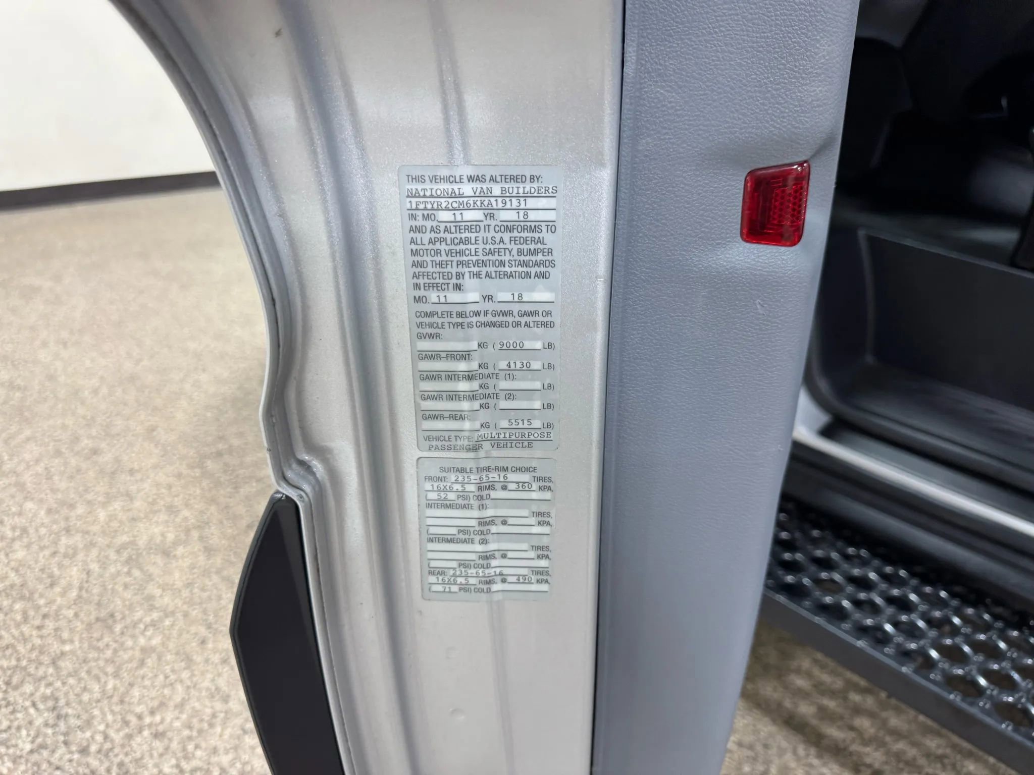 Used 2019 Ford Transit 250 148 Medium Roof image 63