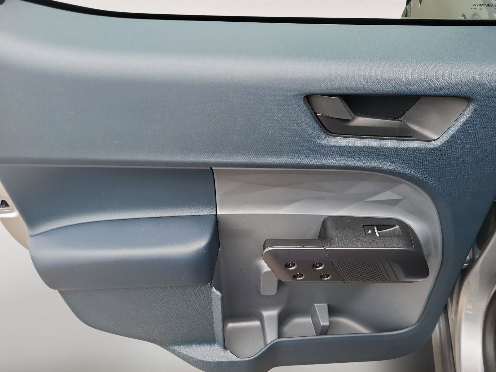 Used 2024 Ford Maverick Lariat w/ Black Appearance Package image 18