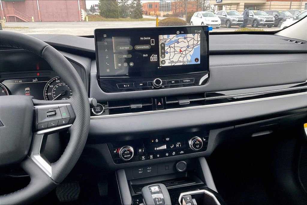 New 2026 Mitsubishi Outlander Trail Edition image 7