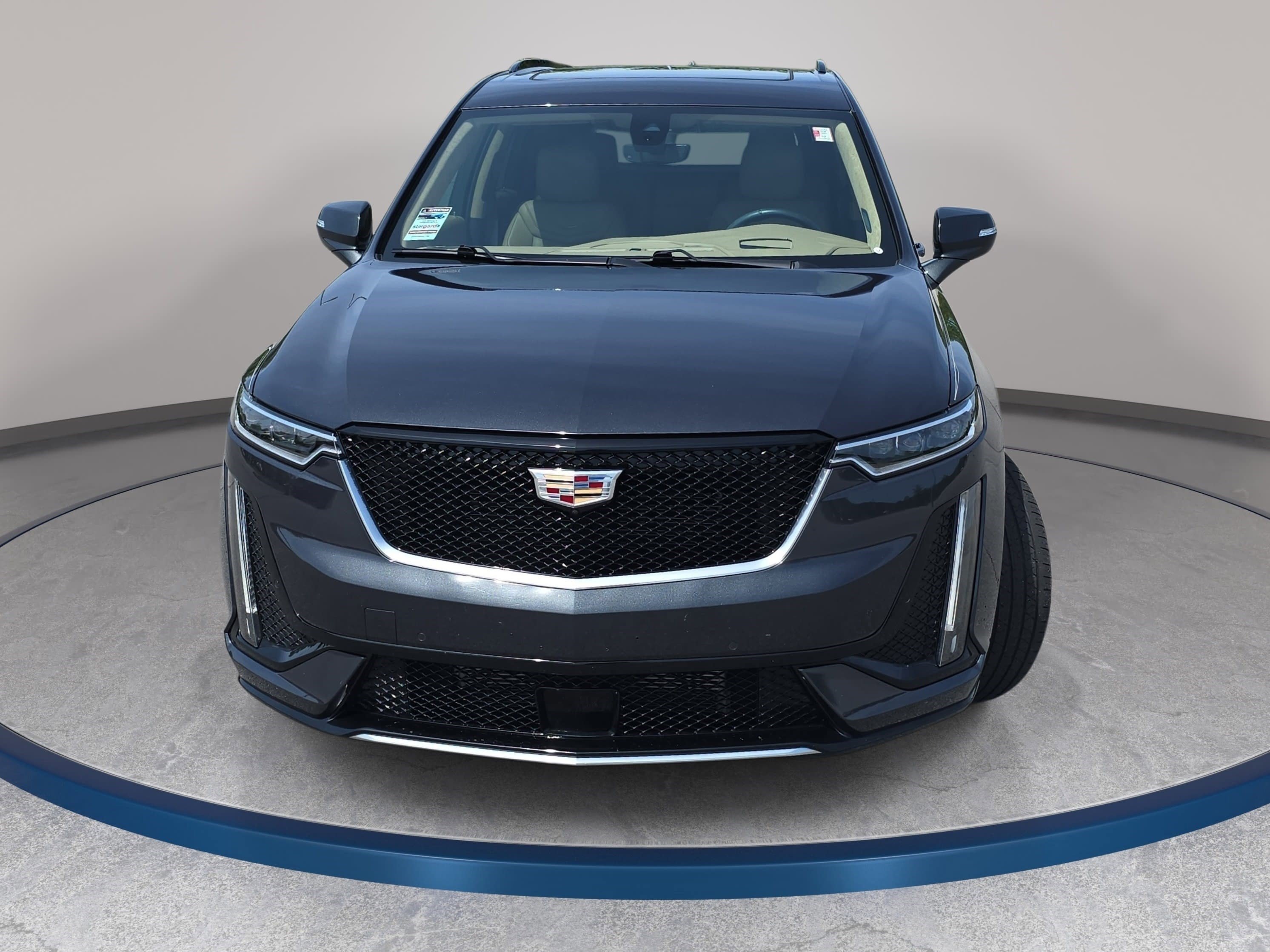 Used 2023 Cadillac XT6 Sport w/ Platinum Package image 2