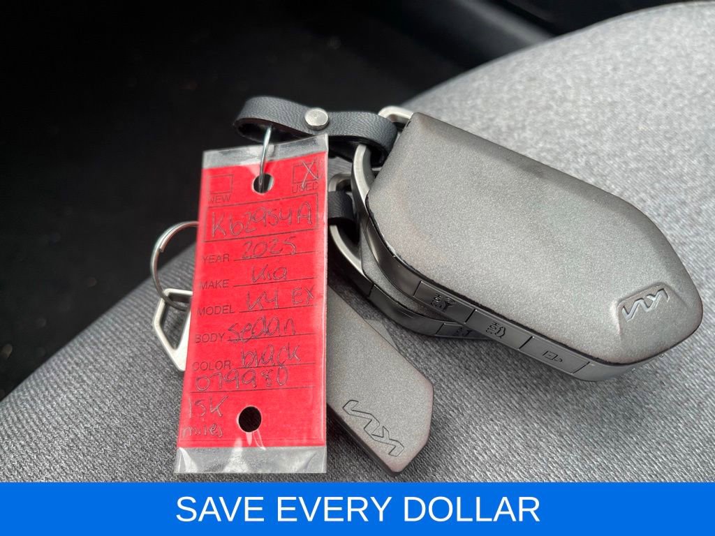 Used 2025 Kia K4 EX FWD image 24
