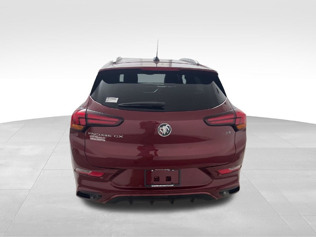 Used 2023 Buick Encore GX Select w/ Sport Touring Package FWD image 4