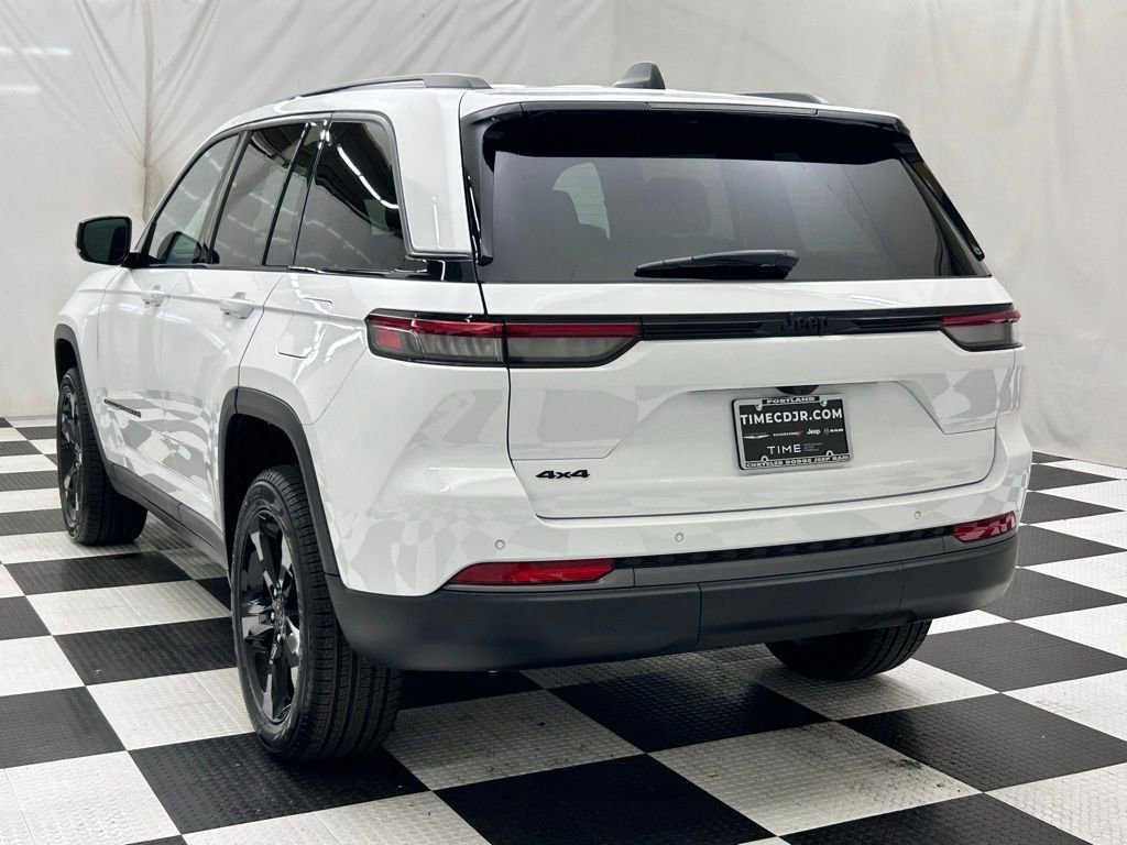New 2026 Jeep Grand Cherokee Limited w/ Limited Altitude Package image 5