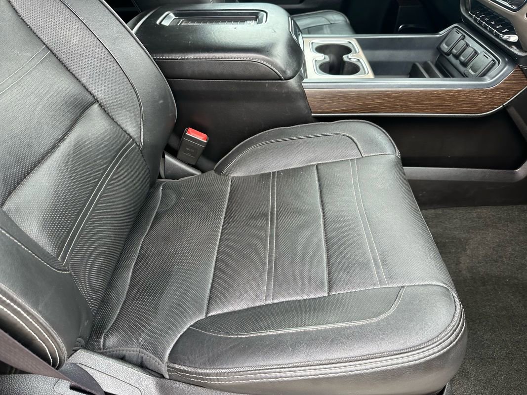 Used 2017 GMC Sierra 3500 Denali w/ Duramax Plus Package image 15