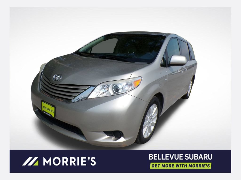 Used 2017 Toyota Sienna LE AWD/4WD image 1