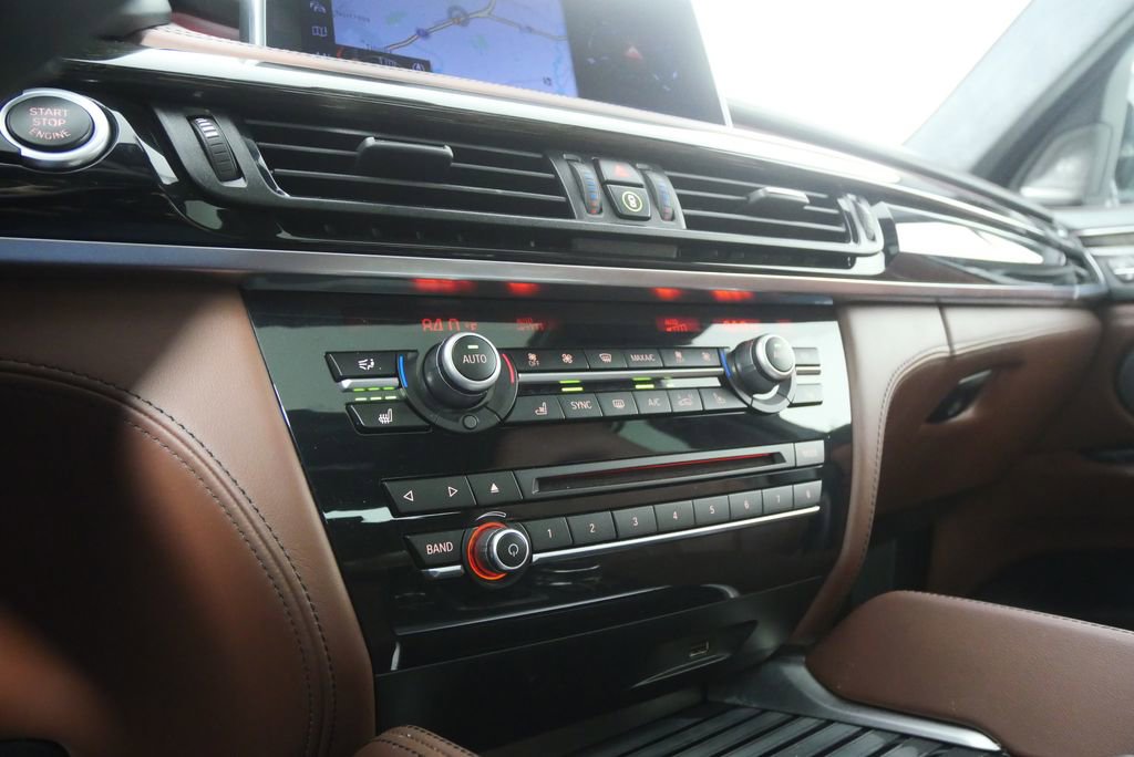 Used 2019 BMW X6 M w/ Executive Package image 26