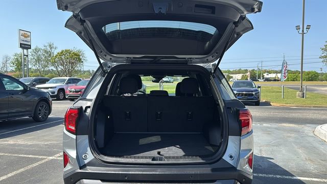 Used 2025 GMC Terrain Elevation image 10