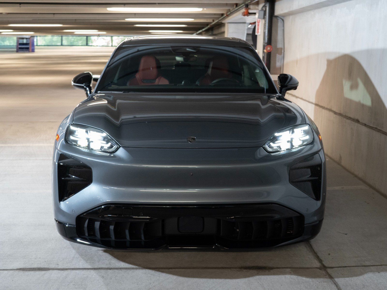 Used 2026 Porsche Cayenne Turbo Electric AWD/4WD image 6