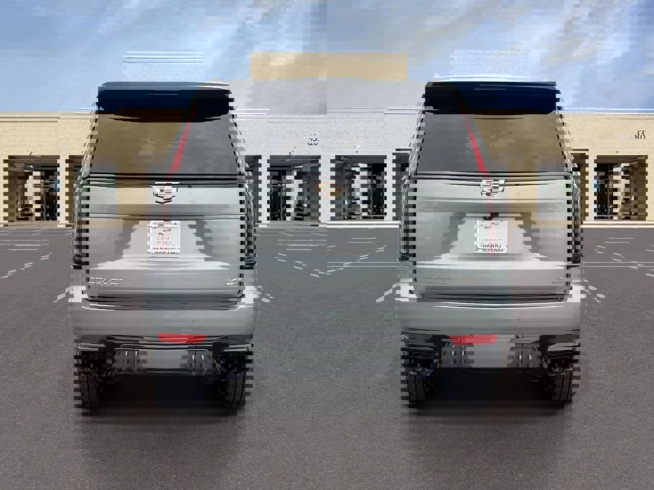 Certified 2024 Cadillac Escalade ESV V w/ Heavy-Duty Trailer Package image 6