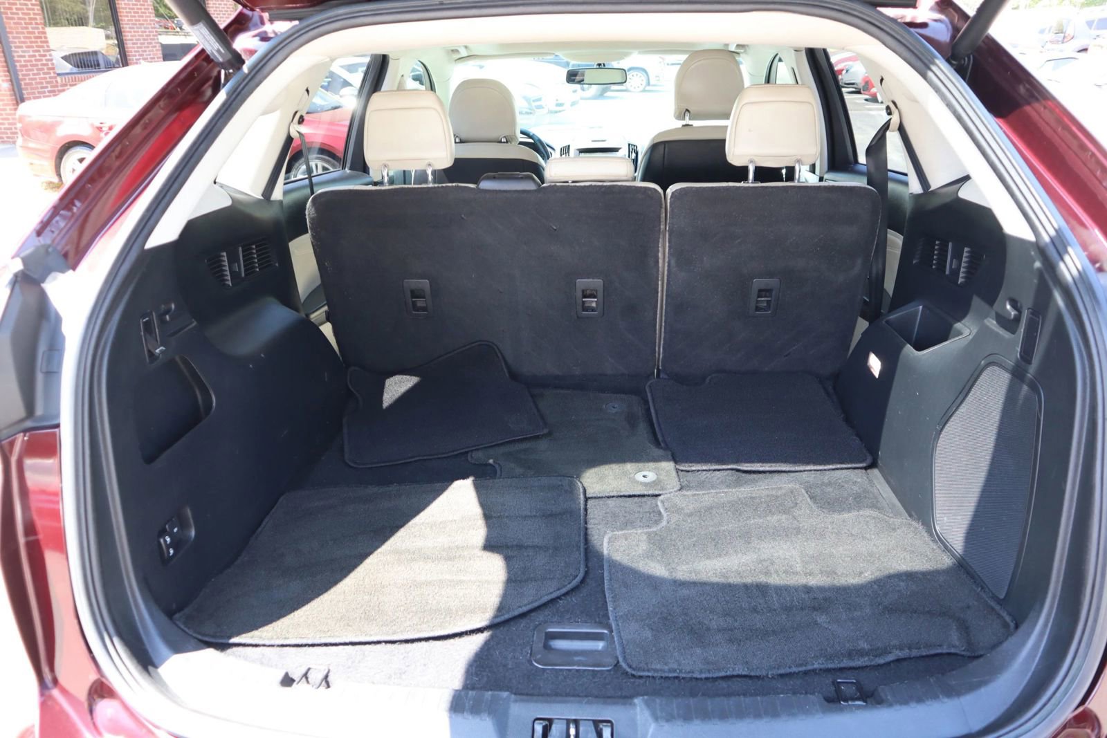 Used 2017 Ford Edge Titanium w/ Equipment Group 301A FWD image 14