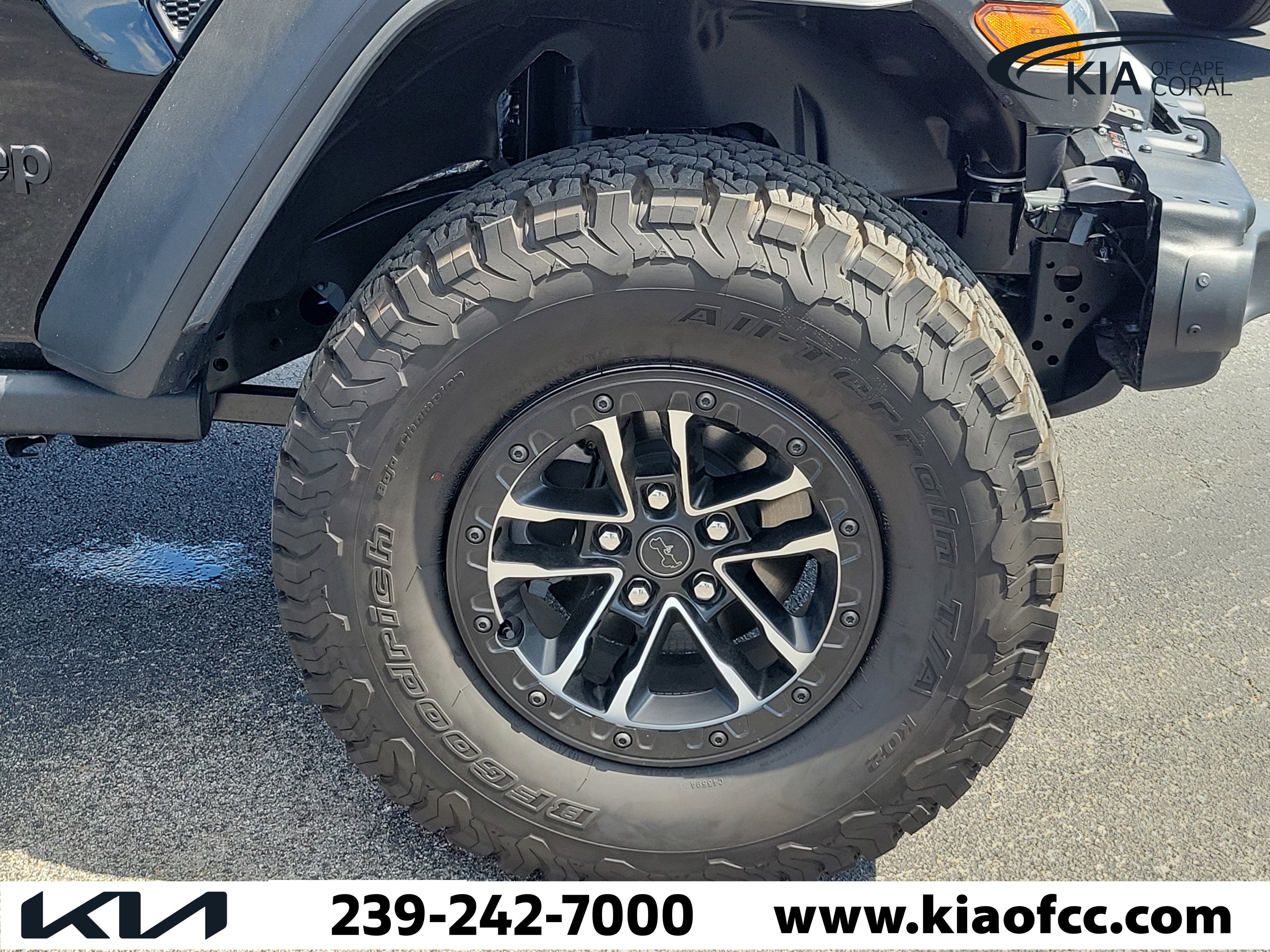 Used 2026 Jeep Wrangler Unlimited Rubicon 392 w/ Quick Order Package 27X Moab AWD/4WD image 7