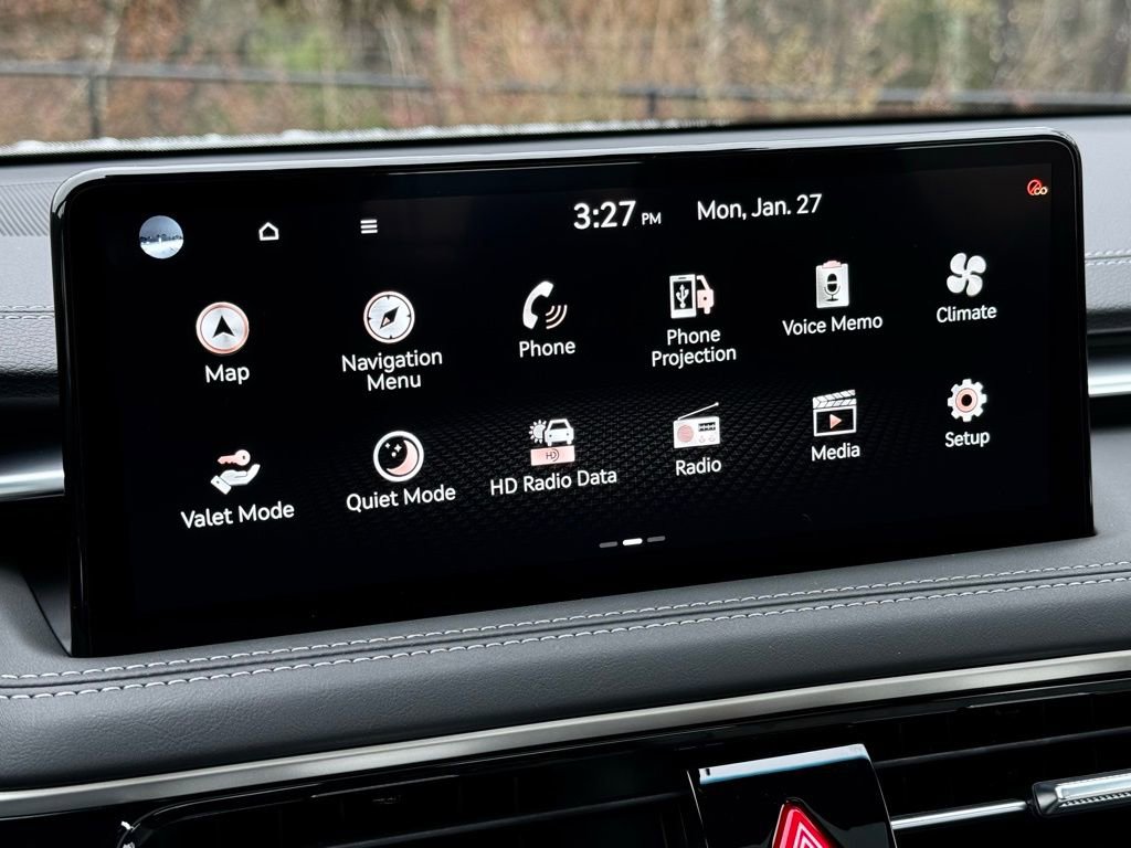 Used 2025 Genesis G70 2.5T w/ Sport Prestige Package image 31