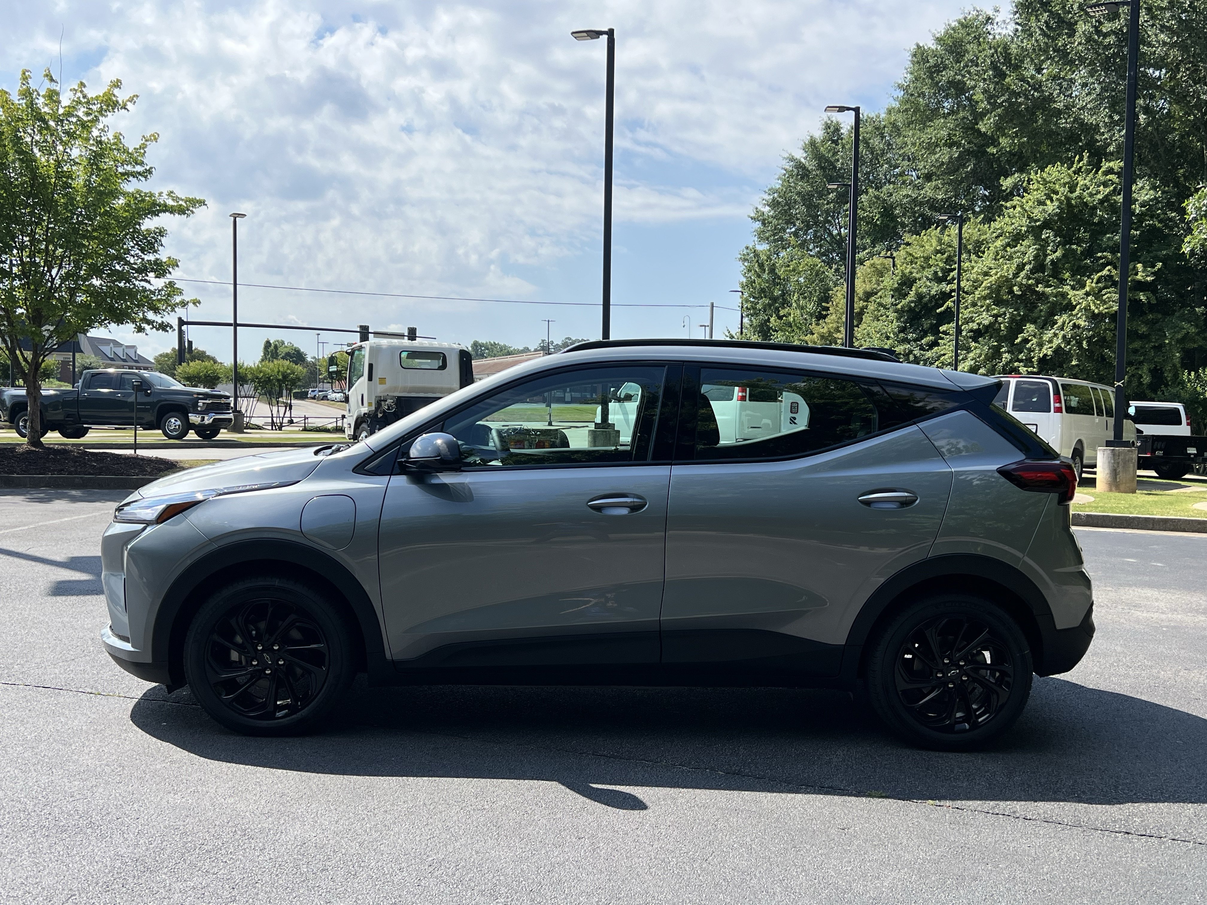 New 2027 Chevrolet Bolt RS w/ Technology Package FWD image 6