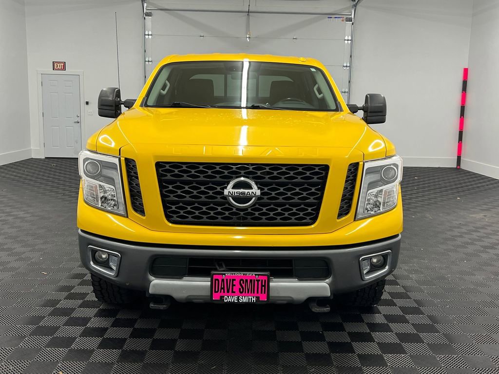 Used 2017 Nissan Titan PRO-4X image 5