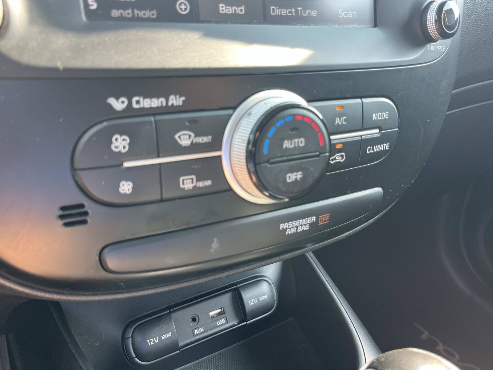 Used 2019 Kia Soul + FWD image 33