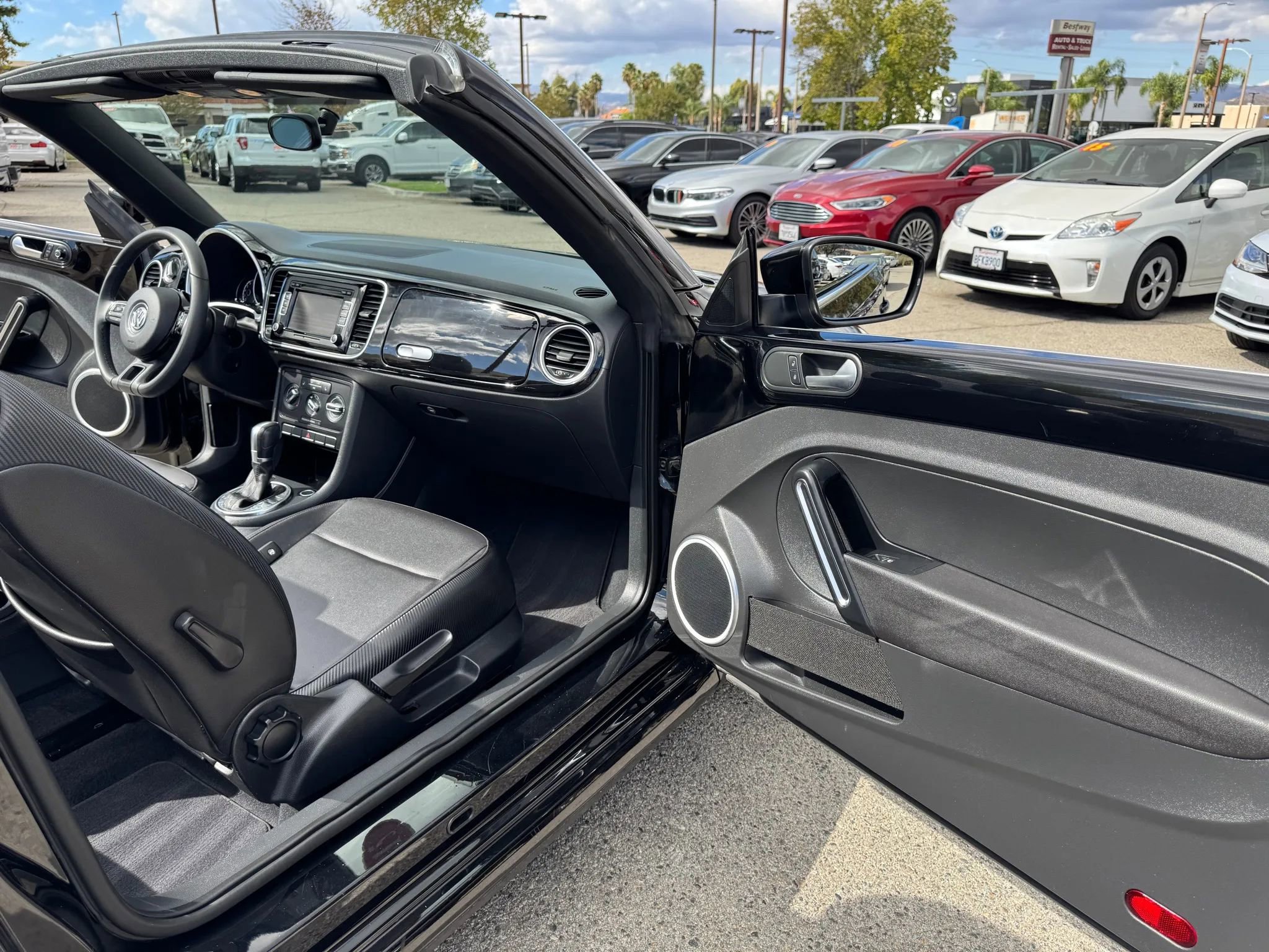 Used 2015 Volkswagen Beetle 1.8T image 19