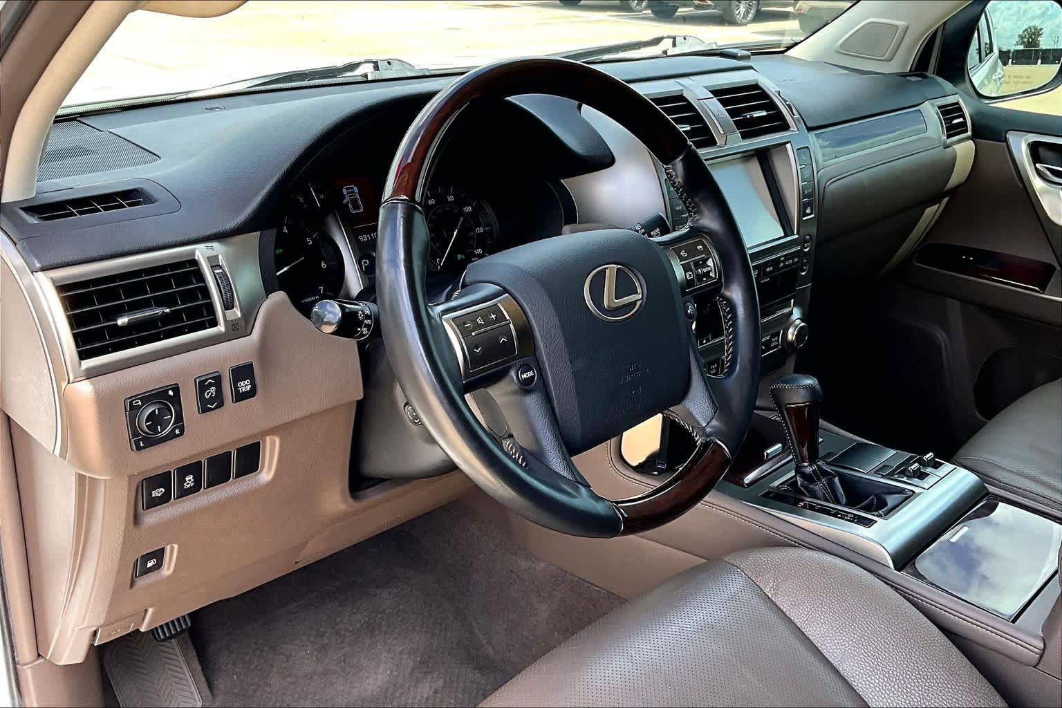 Used 2019 Lexus GX 460 Premium image 17