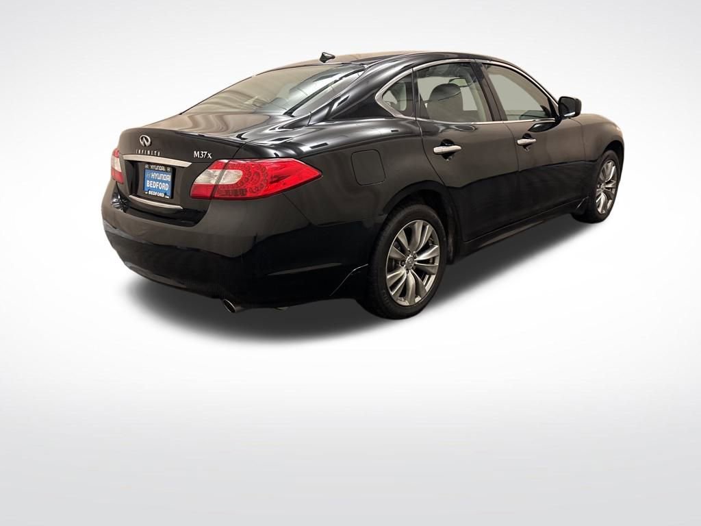 Used 2012 INFINITI M37 x w/ Premium Pkg image 5