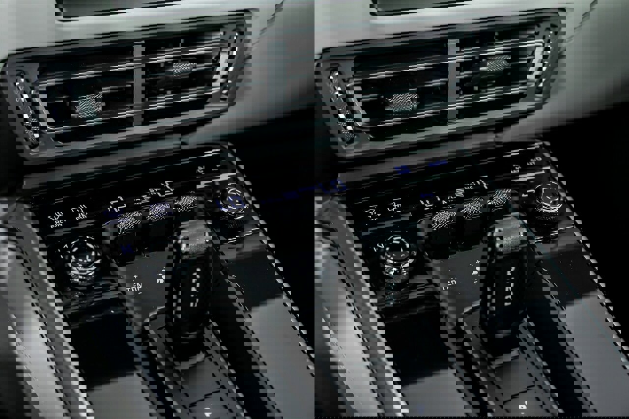 Used 2021 Porsche 911 Carrera image 37