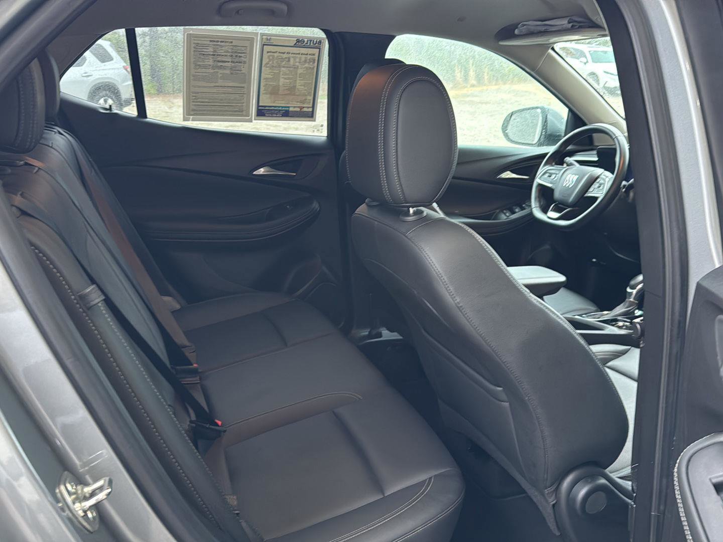 Used 2024 Buick Encore GX Sport Touring image 11