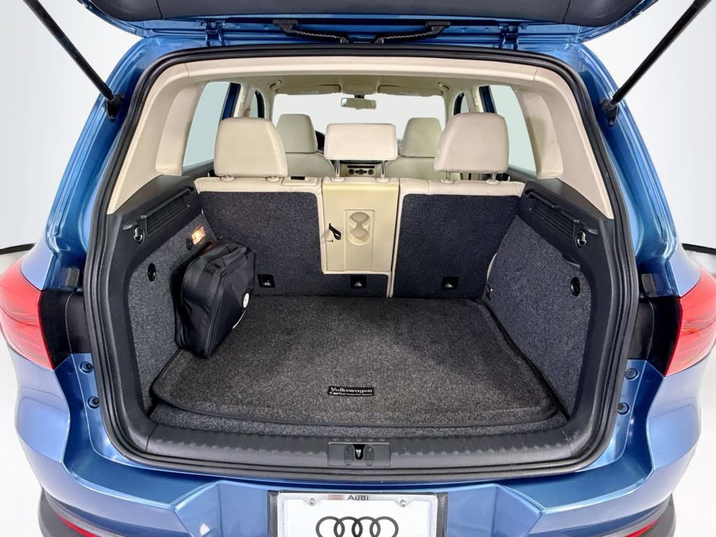 Used 2017 Volkswagen Tiguan S FWD image 26