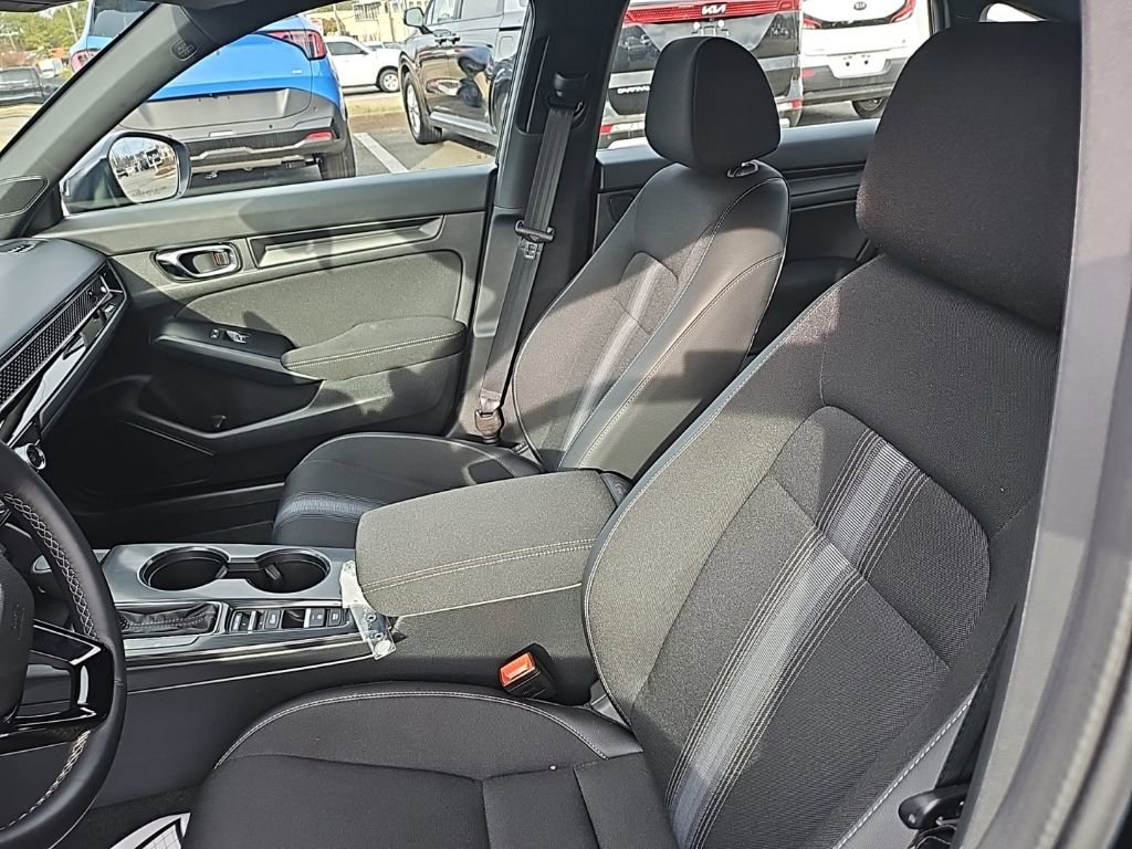 Used 2025 Honda Civic Sport image 10