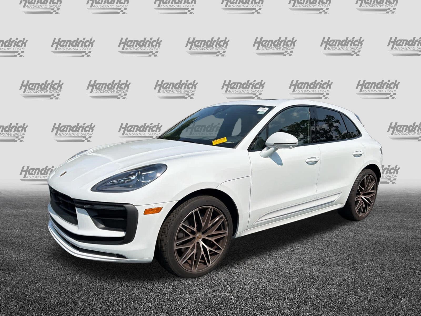 Used 2023 Porsche Macan AWD/4WD image 8