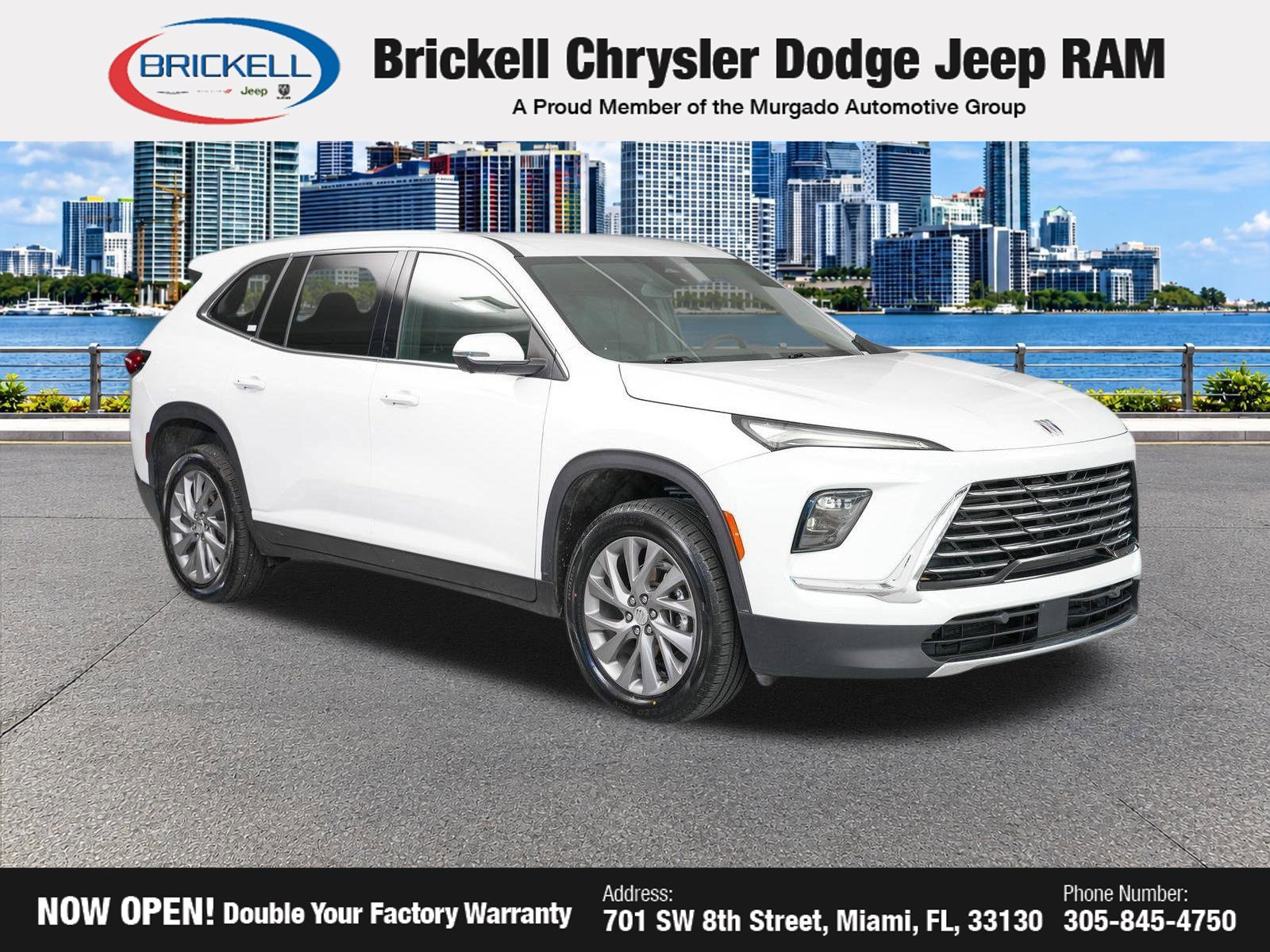 Used 2025 Buick Enclave Preferred FWD image 2