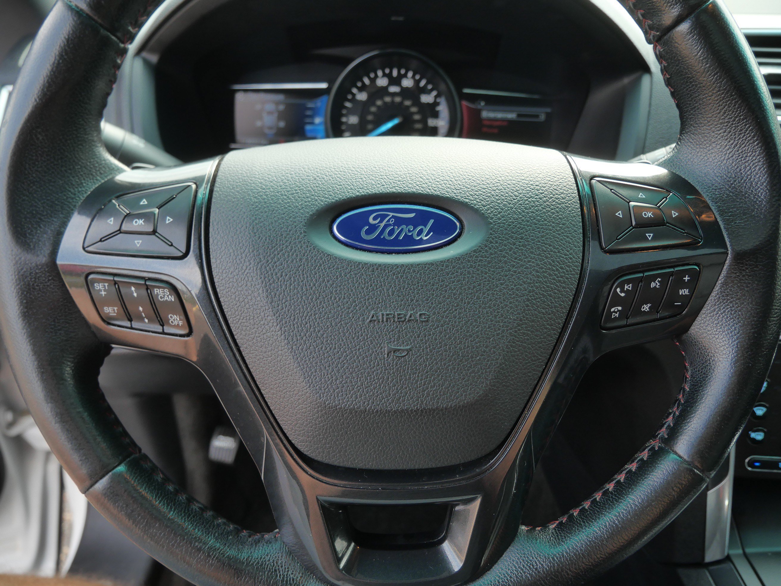 Used 2016 Ford Explorer Sport AWD/4WD image 25