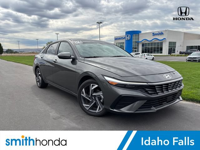Used 2024 Hyundai Elantra Limited FWD 360° Tour